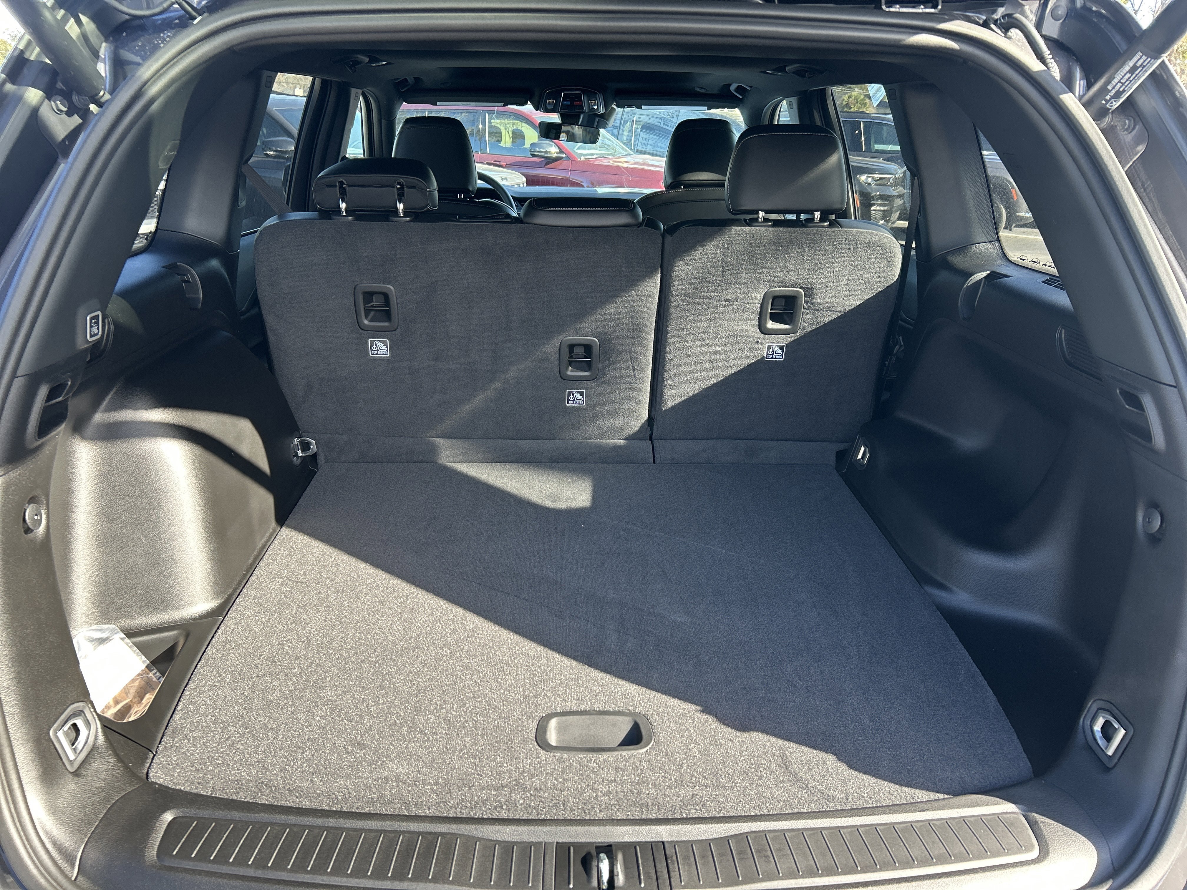 New 2025 Jeep Grand Cherokee Altitude image 7