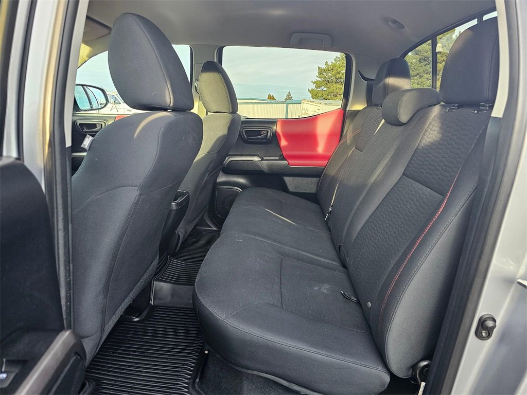 Used 2018 Toyota Tacoma SR5 image 13