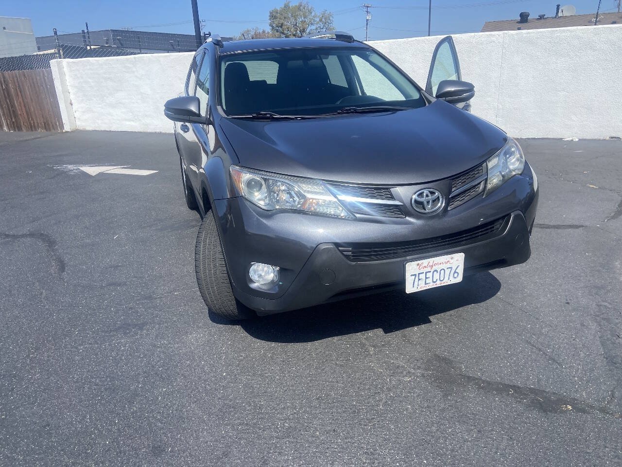 Used 2014 Toyota RAV4 XLE FWD image 4