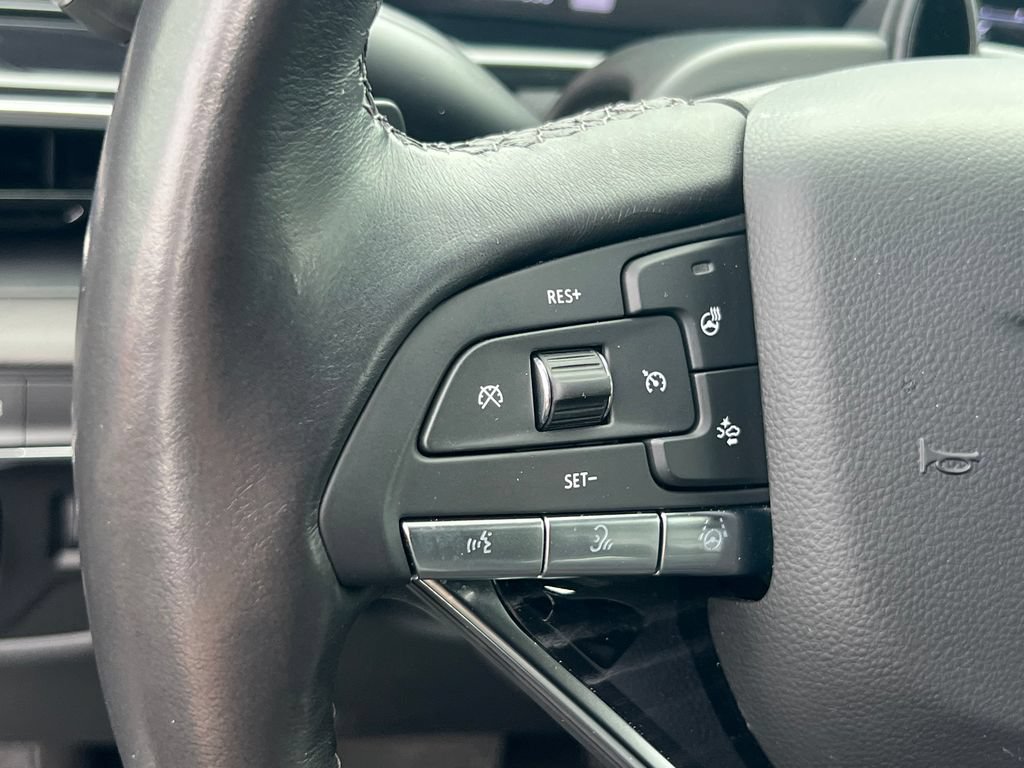 Certified 2024 Cadillac Escalade Sport w/ LPO, ONYX Package AWD/4WD image 32