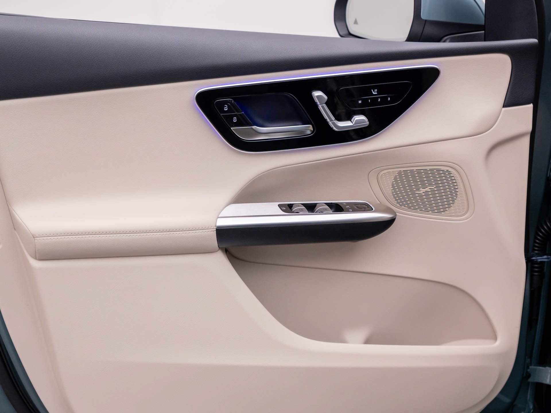 New 2026 Mercedes-Benz GLC 300 4MATIC image 14