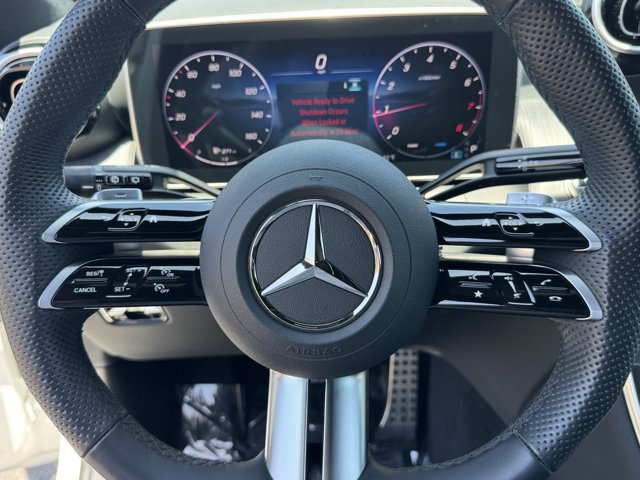 Used 2025 Mercedes-Benz GLC 300 4MATIC image 24