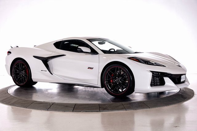 Used 2023 Chevrolet Corvette Z06 image 11