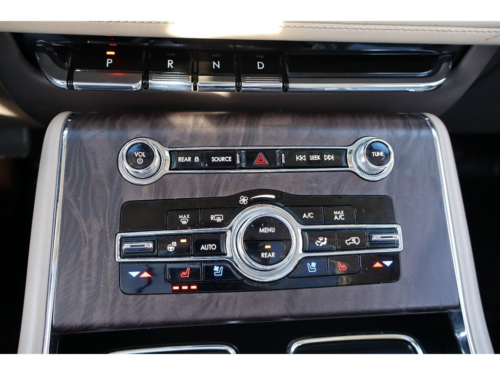 Used 2022 Lincoln Aviator Reserve w/ Equipment Group 201A image 32