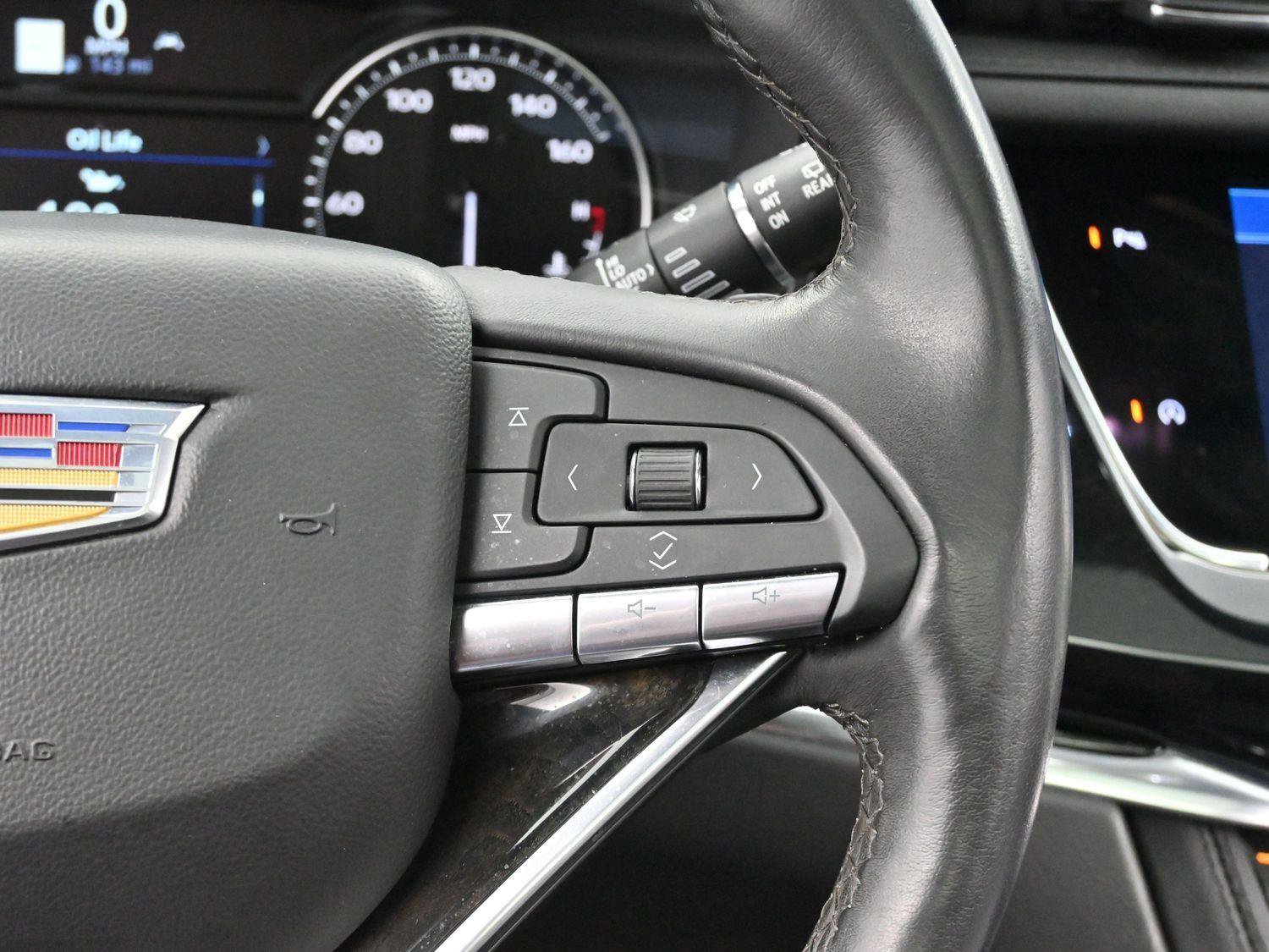 Certified 2024 Cadillac XT6 Premium Luxury image 16