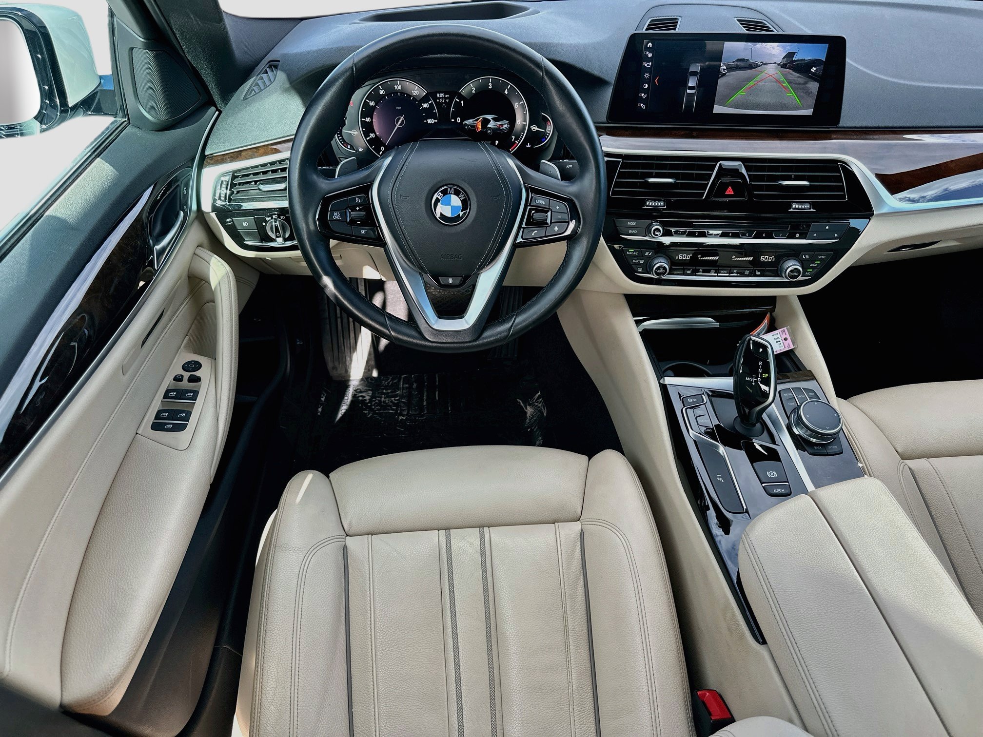 Used 2017 BMW 540i RWD image 23