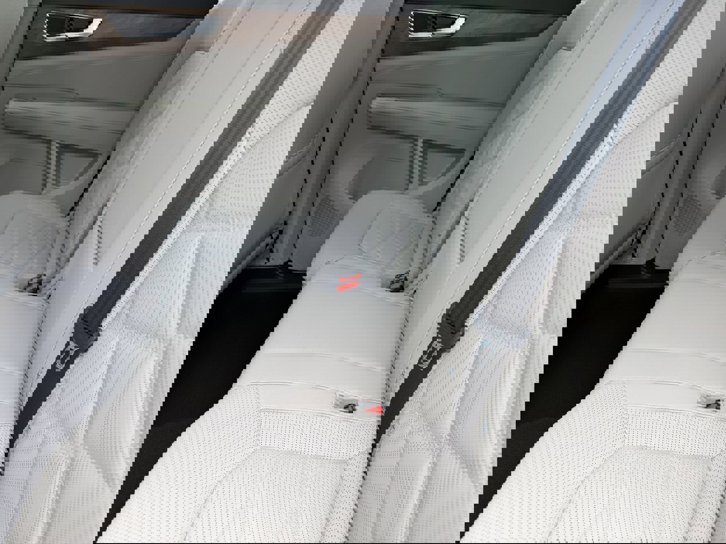 New 2026 Volkswagen Atlas SE image 13