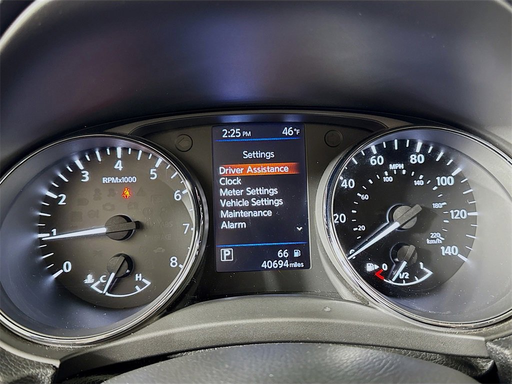 Used 2020 Nissan Rogue SV w/ Premium Package image 31