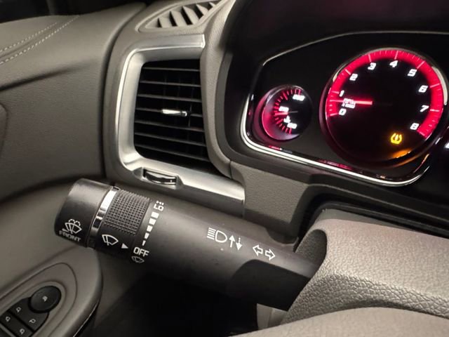 Used 2017 GMC Acadia Limited SLT image 12