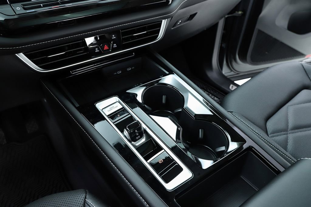New 2026 Volkswagen Atlas SE FWD image 24