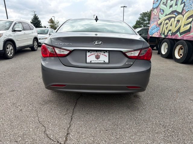 Used 2011 Hyundai Sonata Limited w/ Navigation Pkg 5 FWD image 5