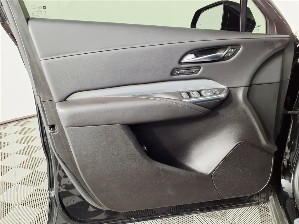 Certified 2023 Cadillac XT4 Premium Luxury w/ Driver Assist Package image 16