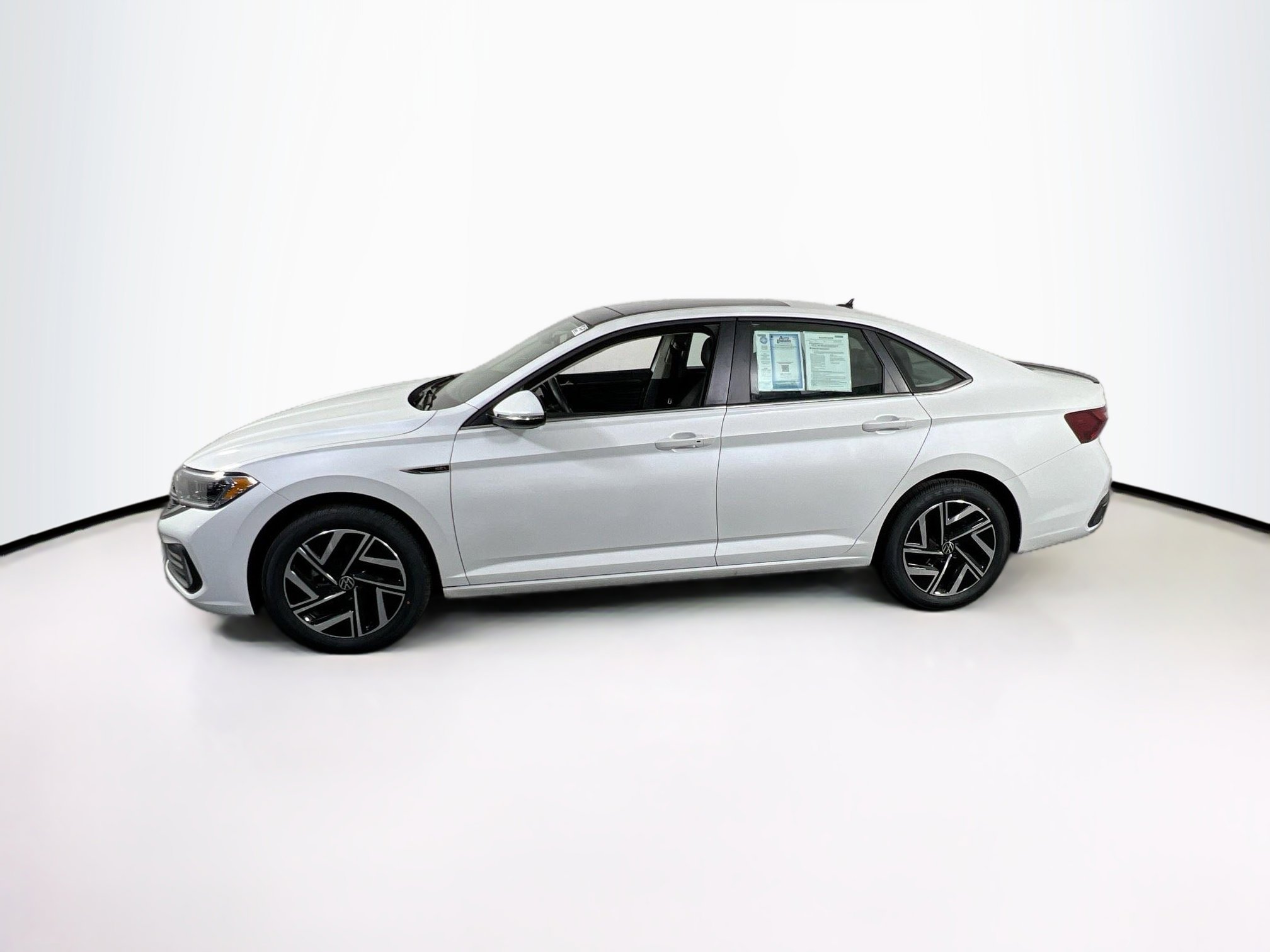 Used 2023 Volkswagen Jetta SEL image 8