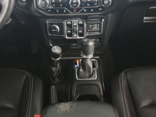 Used 2018 Jeep Wrangler Unlimited Sahara w/ Dual Top Group image 24