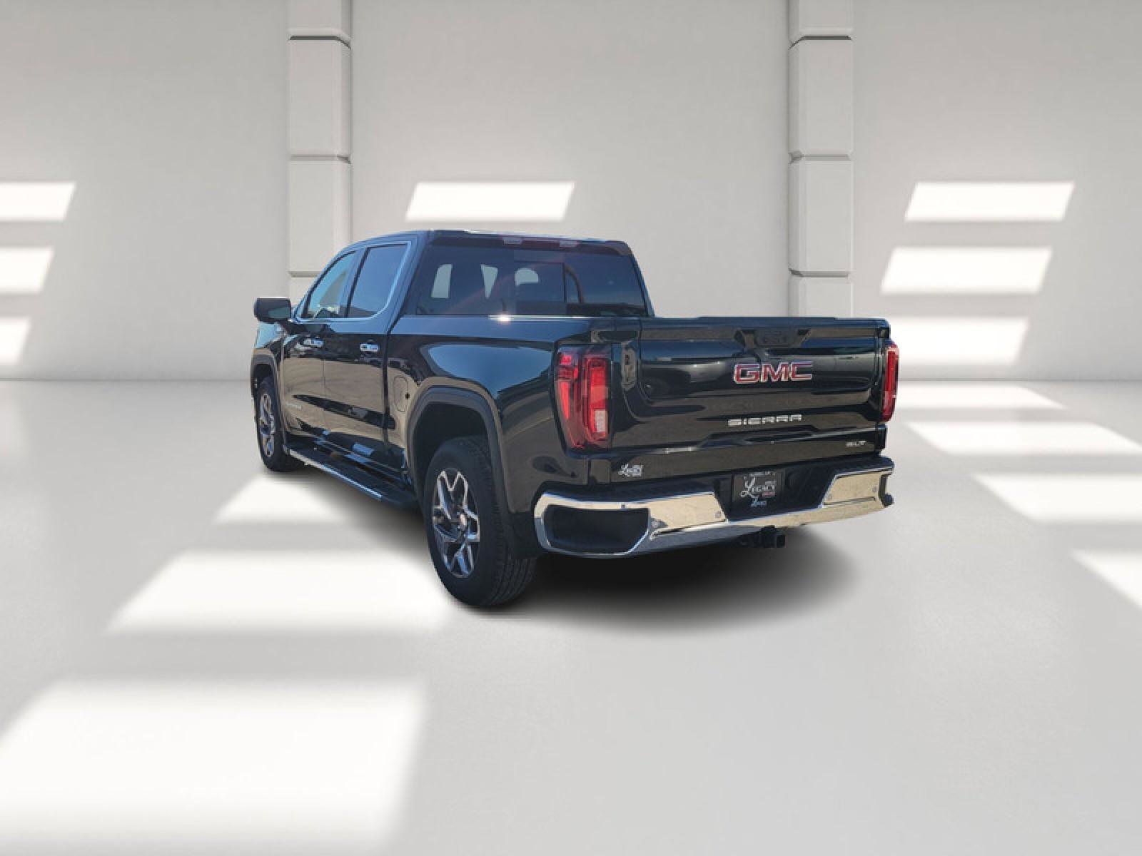 New 2026 GMC Sierra 1500 SLT w/ SLT Premium Plus Package image 5