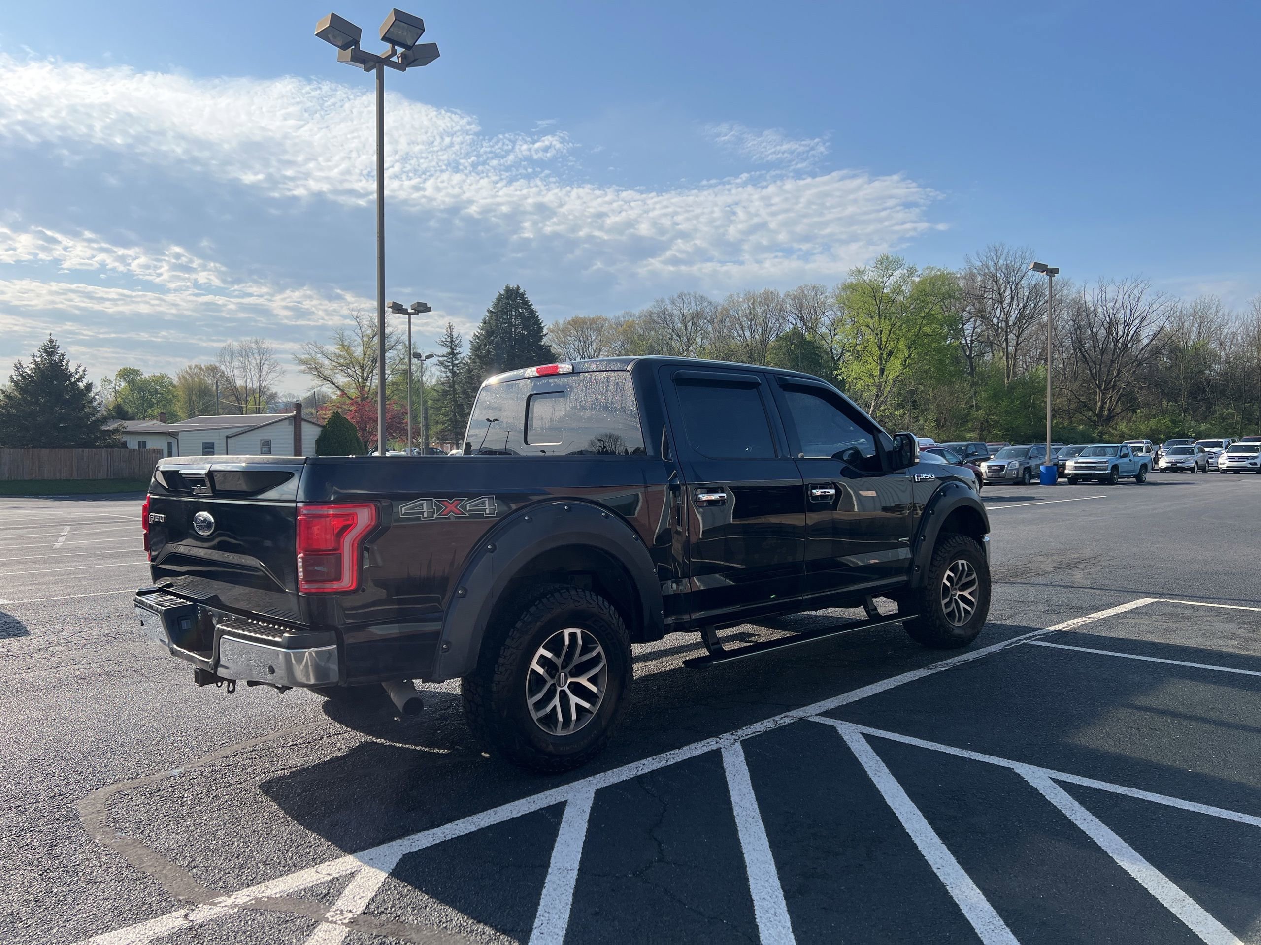 Used 2016 Ford F150 Lariat w/ Equipment Group 502A Luxury AWD/4WD image 6