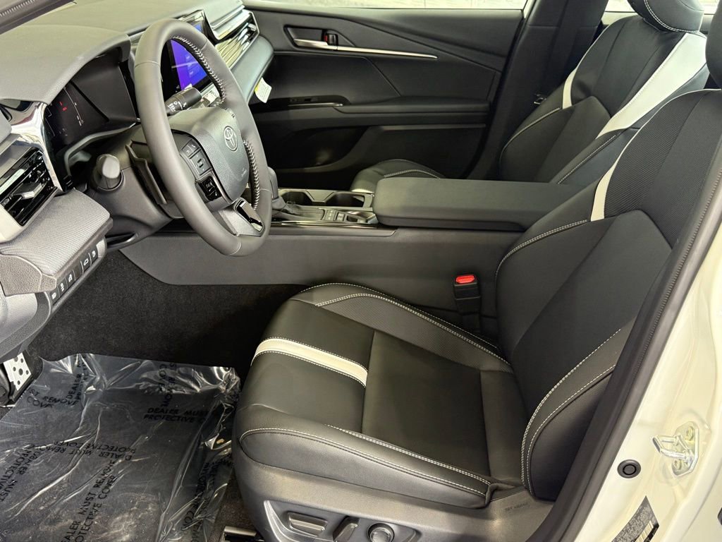 New 2026 Toyota Camry SE image 17