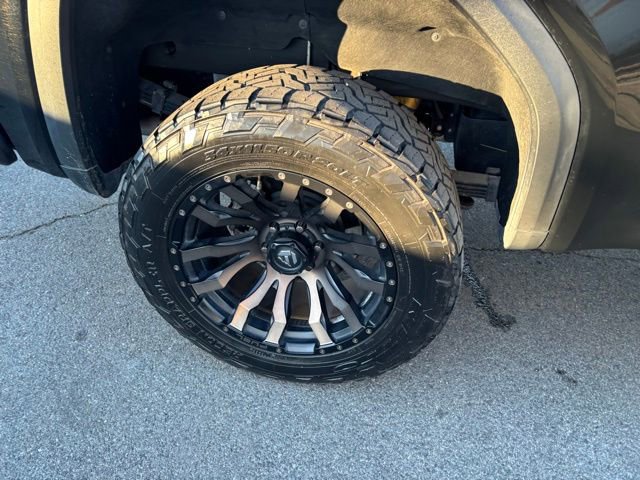 Used 2024 GMC Sierra 1500 AT4X image 42