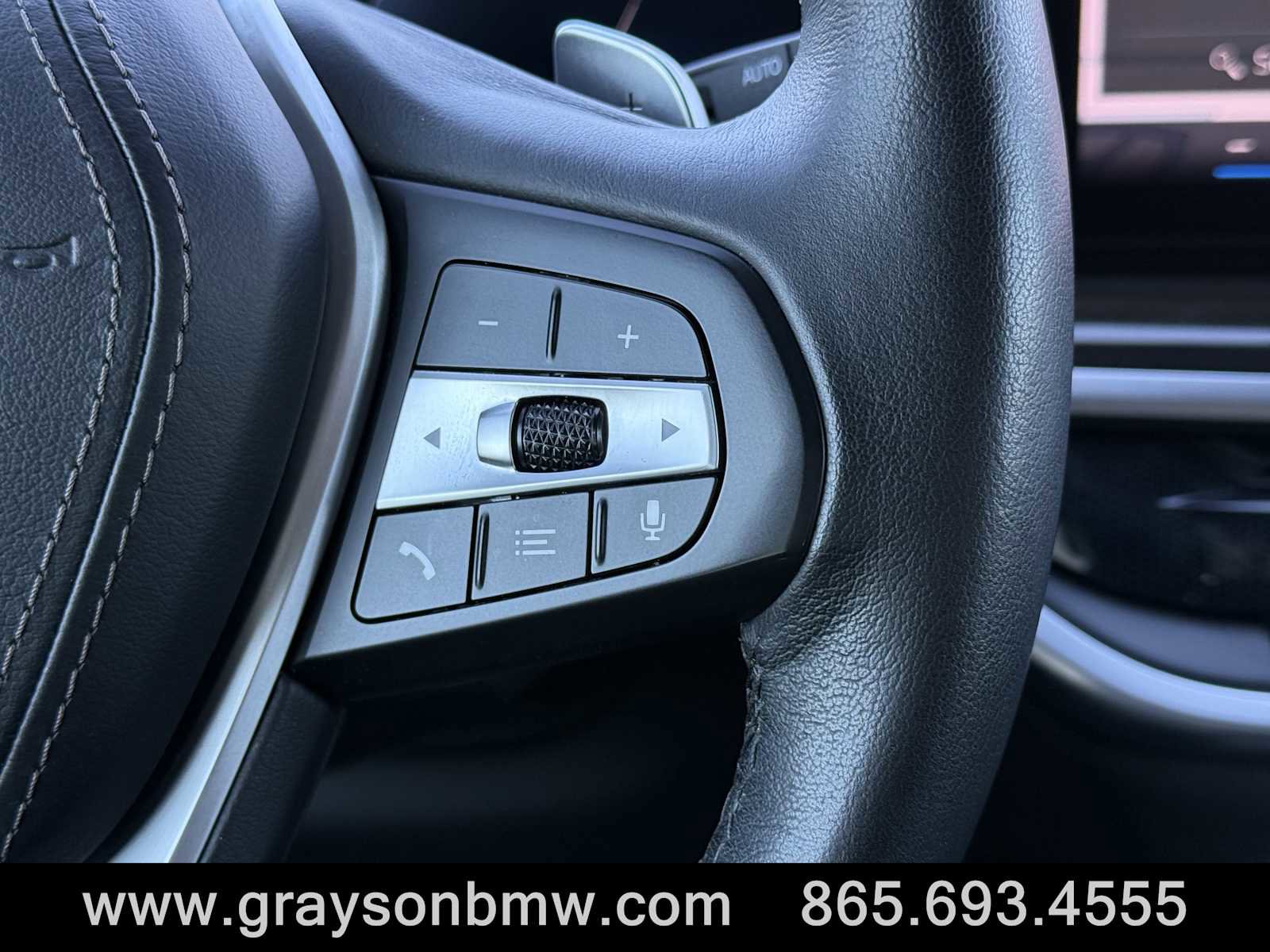 Used 2024 BMW X5 xDrive50e image 18