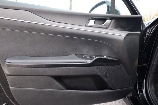 Used 2023 Kia K5 GT-Line image 23