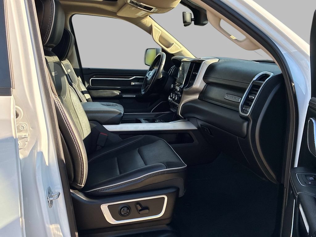 Used 2020 RAM 1500 Laramie AWD/4WD image 9