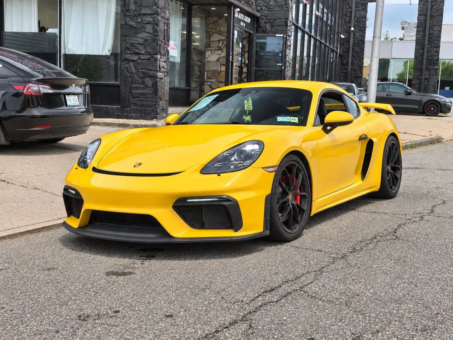 Used 2020 Porsche 718 Cayman GT4 RWD image 4