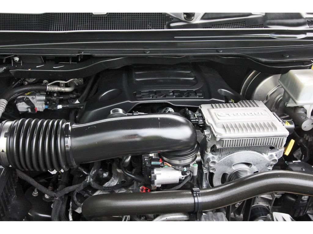 Used 2023 RAM 1500 Limited w/ Body Color Bumper Group AWD/4WD image 32