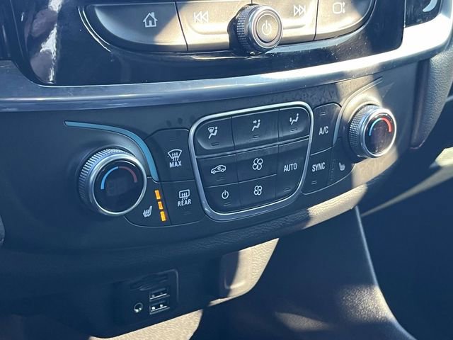 Used 2023 Chevrolet Traverse RS w/ LPO, Floor Liner Package image 34