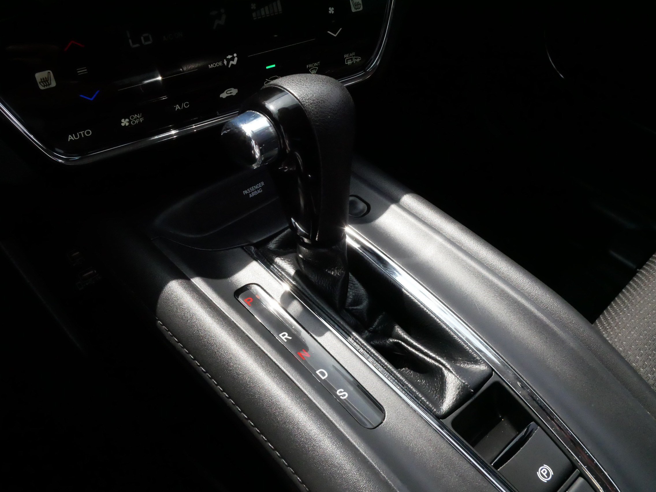 Used 2021 Honda HR-V EX image 24