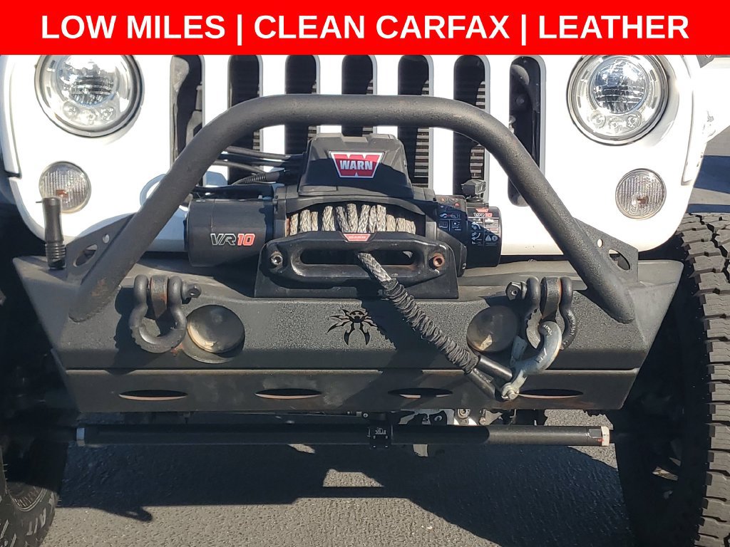 Used 2018 Jeep Wrangler Unlimited Rubicon w/ Connectivity Group AWD/4WD image 14