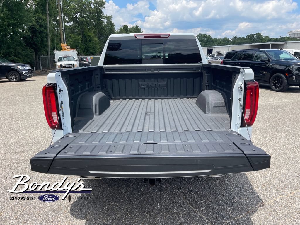 Used 2026 GMC Sierra 1500 SLT w/ SLT Premium Plus Package AWD/4WD image 14