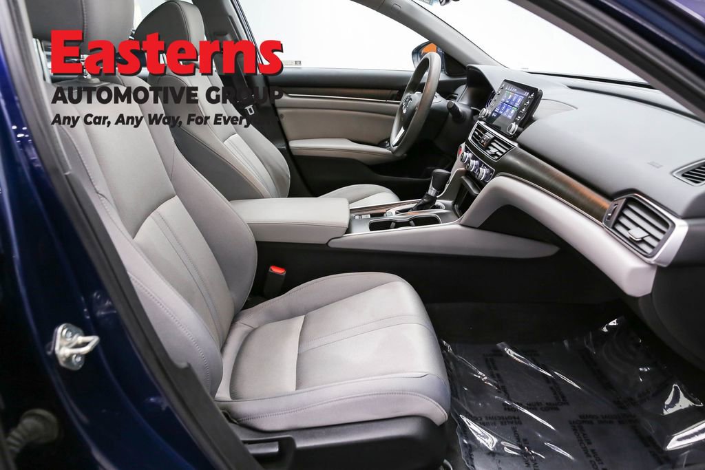 Used 2020 Honda Accord EX image 24