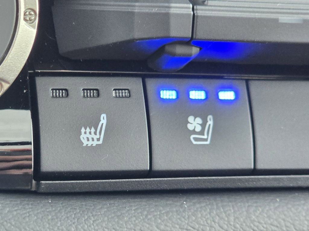 New 2026 Toyota Tundra Platinum image 5