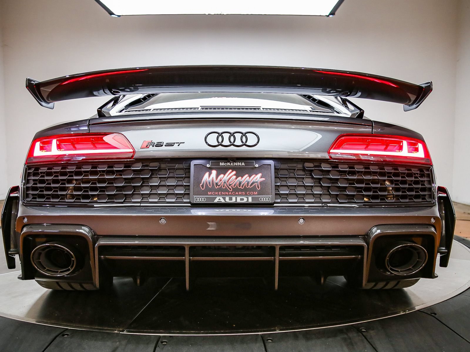 Used 2023 Audi R8 V10 GT RWD image 73