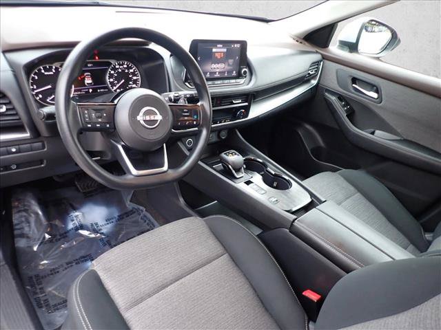 Used 2023 Nissan Rogue SV FWD image 10