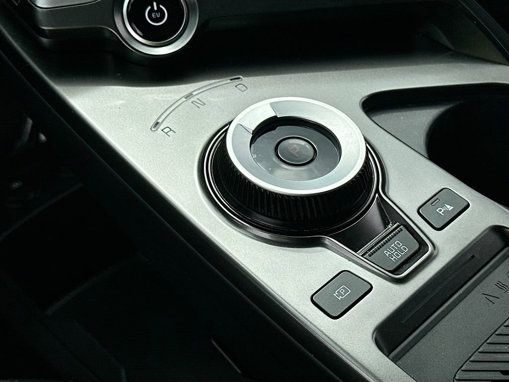 Certified 2024 Kia EV6 Wind image 17