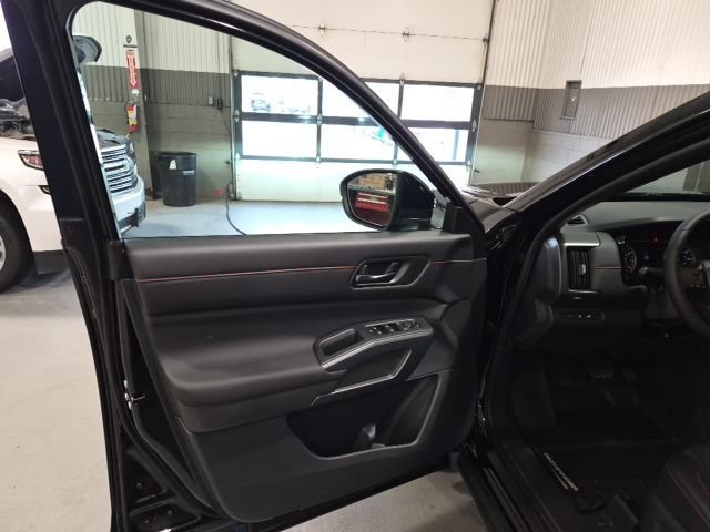 New 2026 Nissan Pathfinder Rock Creek w/ Rock Creek Premium Package AWD/4WD image 10