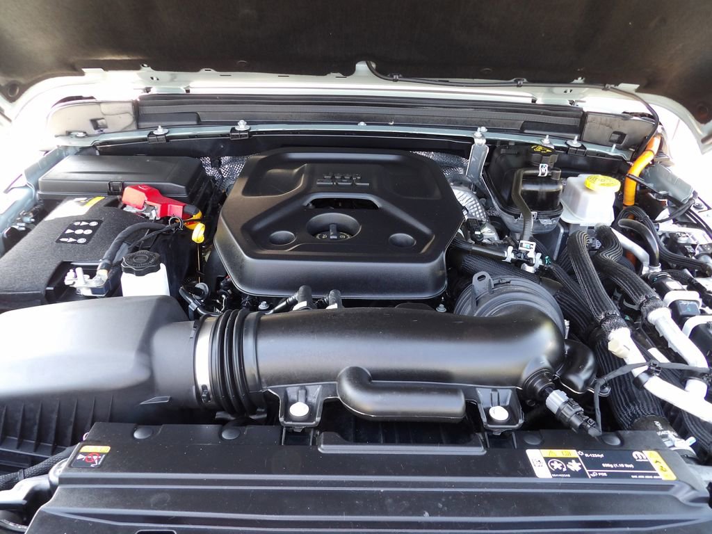 Used 2024 Jeep Wrangler Unlimited AWD/4WD image 25