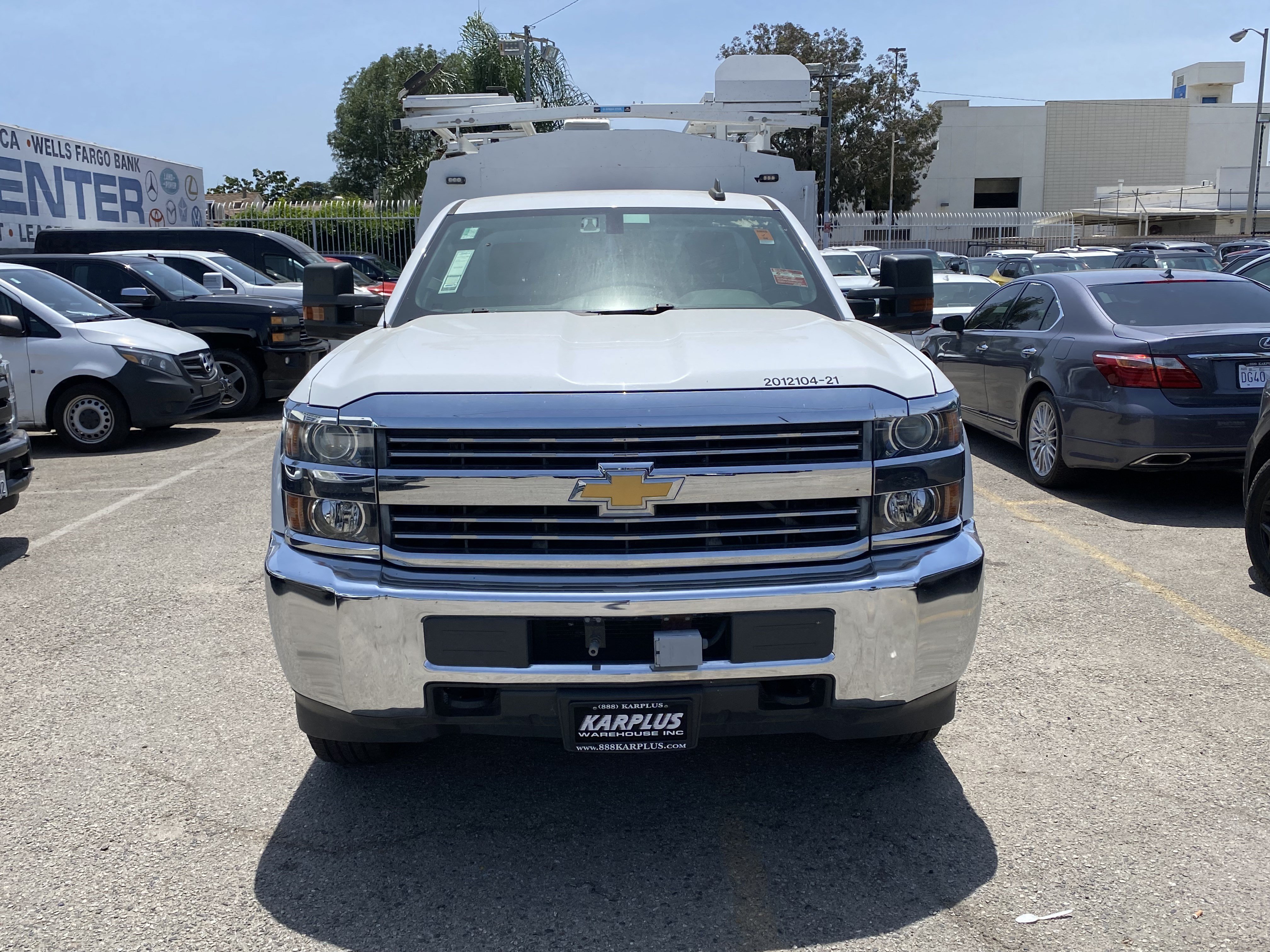 Used 2018 Chevrolet Silverado 3500 W/T w/ WT Convenience Package RWD image 3