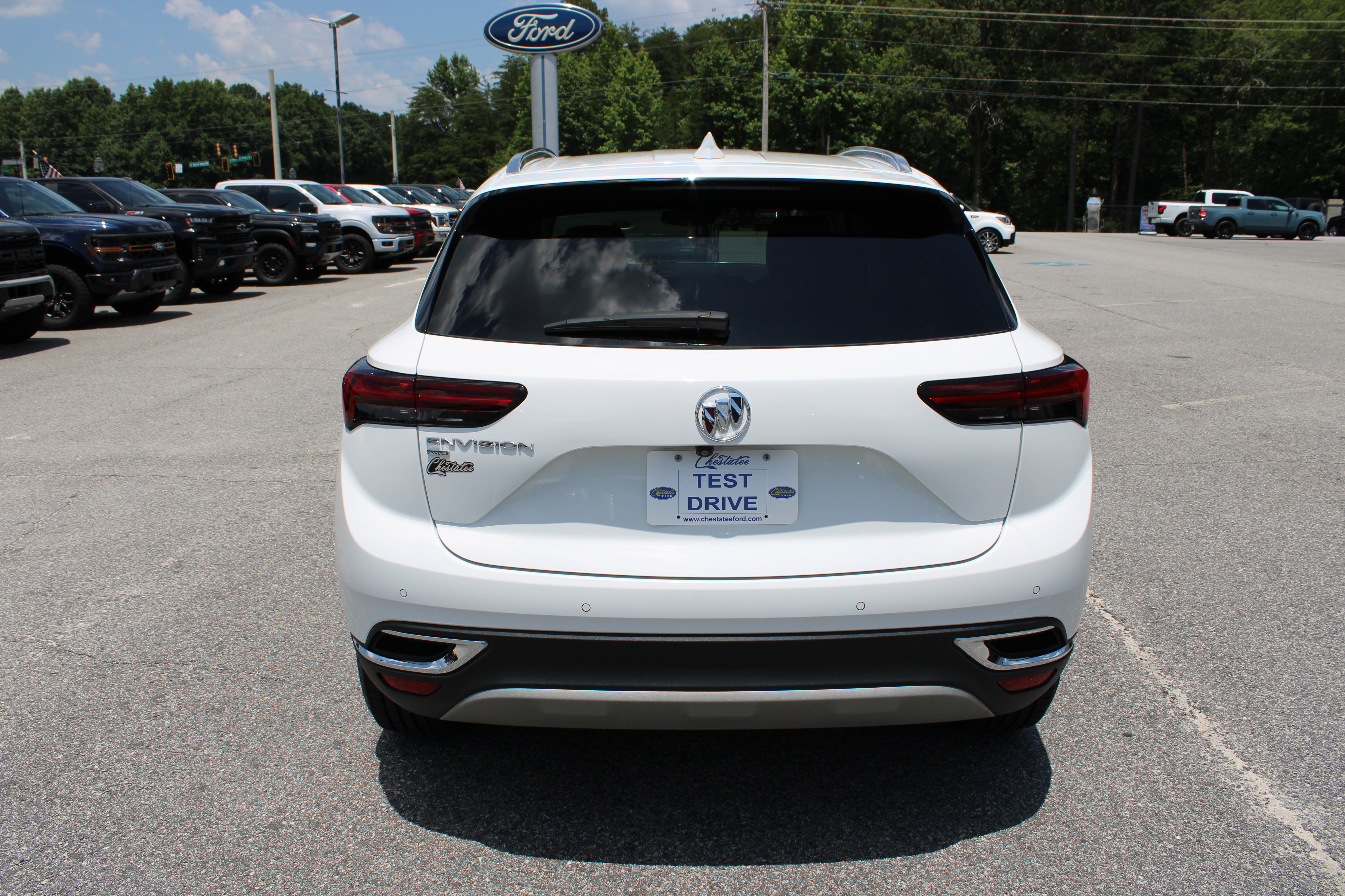 Used 2023 Buick Envision Essence AWD/4WD image 7