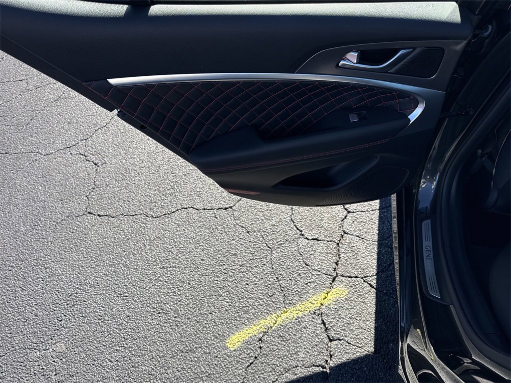 Used 2025 Genesis G70 3.3T Advanced w/ Sport Prestige Package image 21