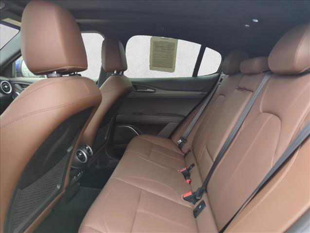 Used 2022 Alfa Romeo Stelvio Ti image 18