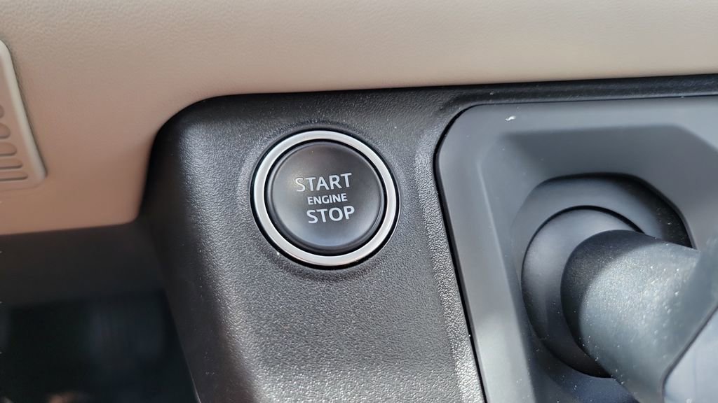 Used 2021 Land Rover Defender 110 X-Dynamic HSE image 22