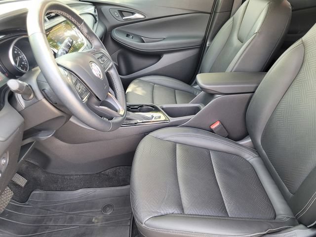 Used 2023 Buick Encore GX Essence w/ Experience Buick Package FWD image 24