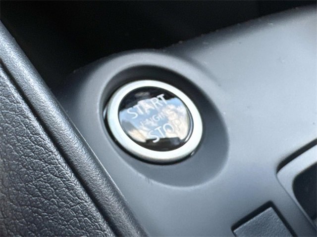 New 2025 Nissan Kicks Play S image 30