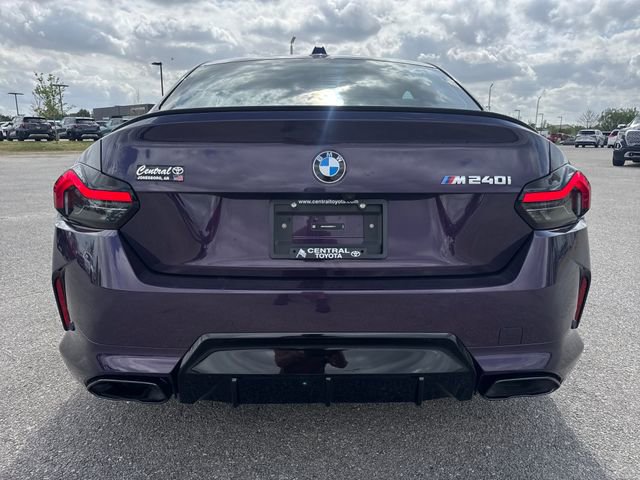 Used 2025 BMW M240i Coupe RWD image 5