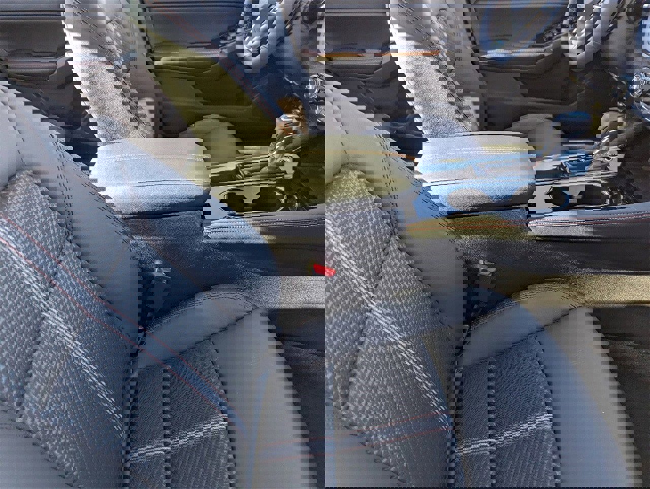 New 2025 Nissan Altima 2.5 SR image 29