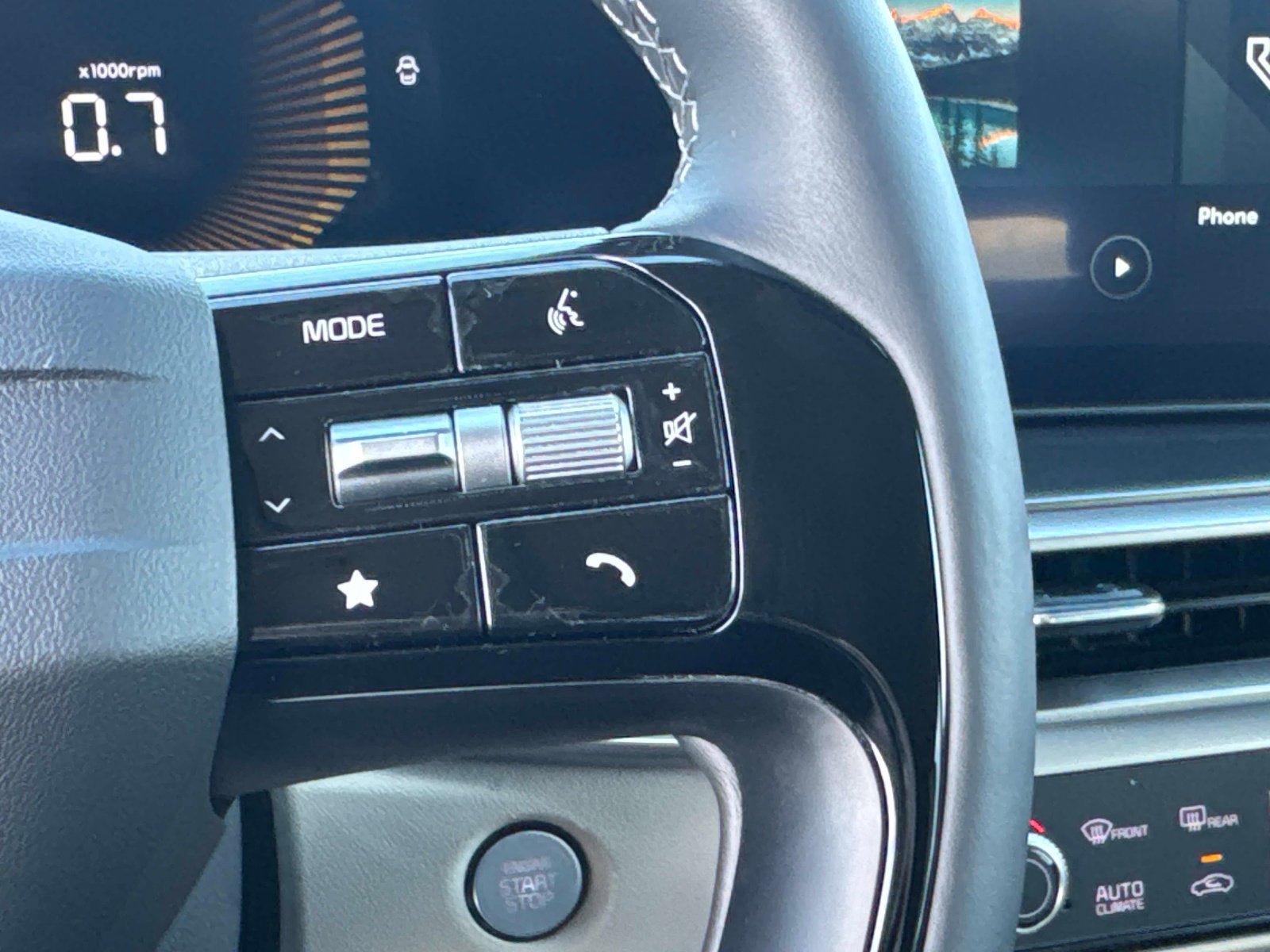 New 2026 Kia Sorento S w/ S Panoramic Sunroof Package FWD image 28