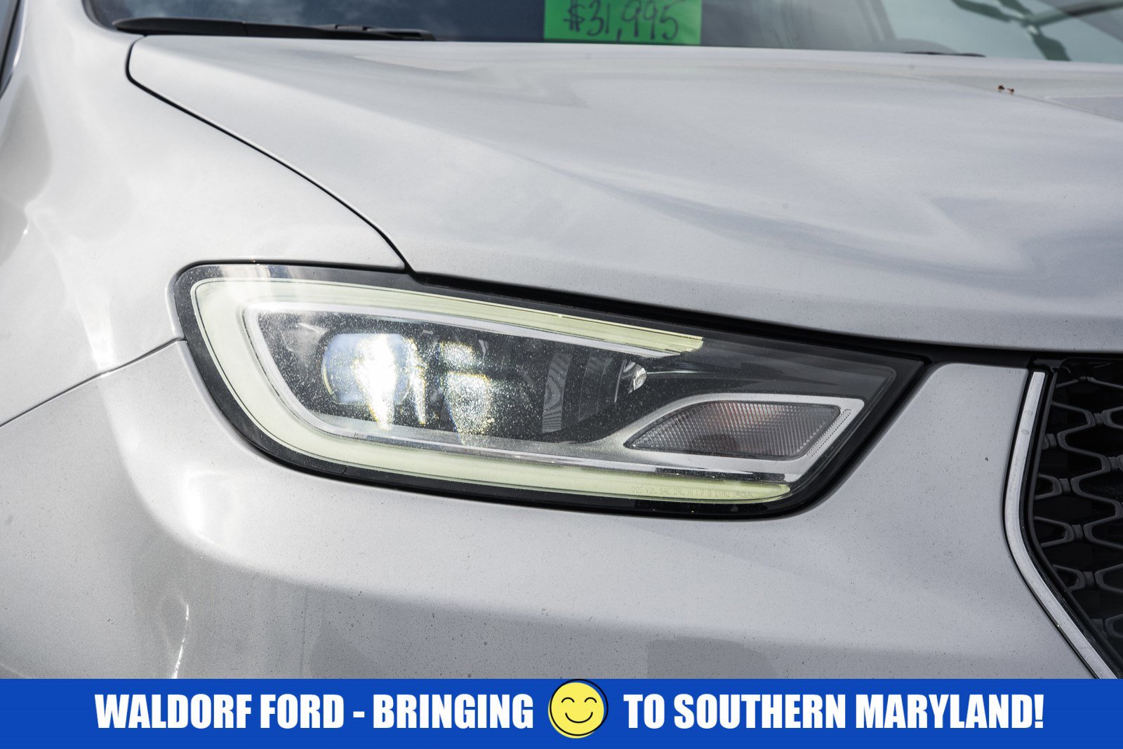 Used 2024 Chrysler Pacifica Touring-L image 14