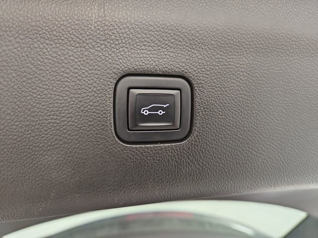 Used 2022 Buick Enclave Essence w/ Experience Buick Package image 35